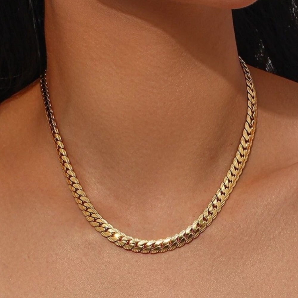 NEW 18K GOLD CUBAN CHUNKY CHAIN NECKLACE